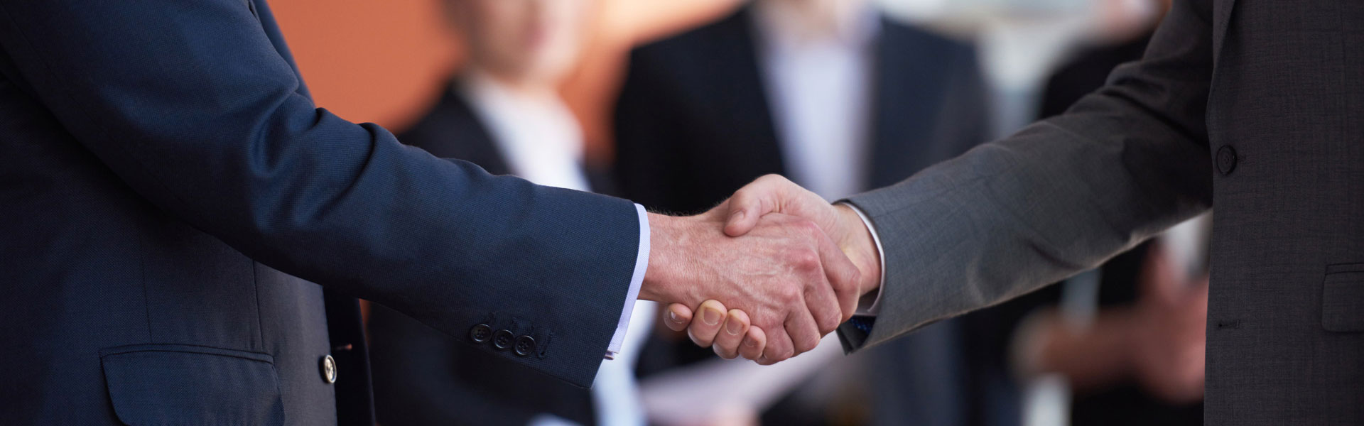 با ما تماس بگیرید